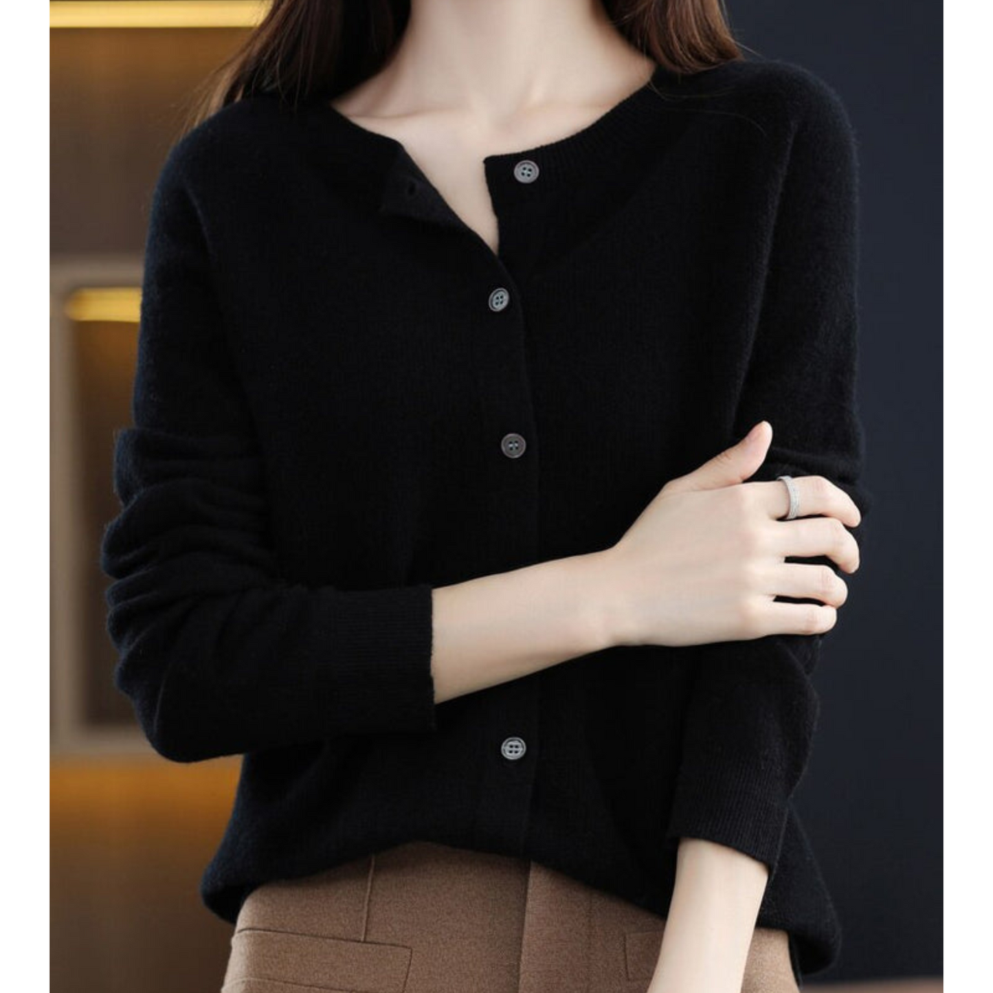 Arnhild | Tailored and Elegant winter Cardigan